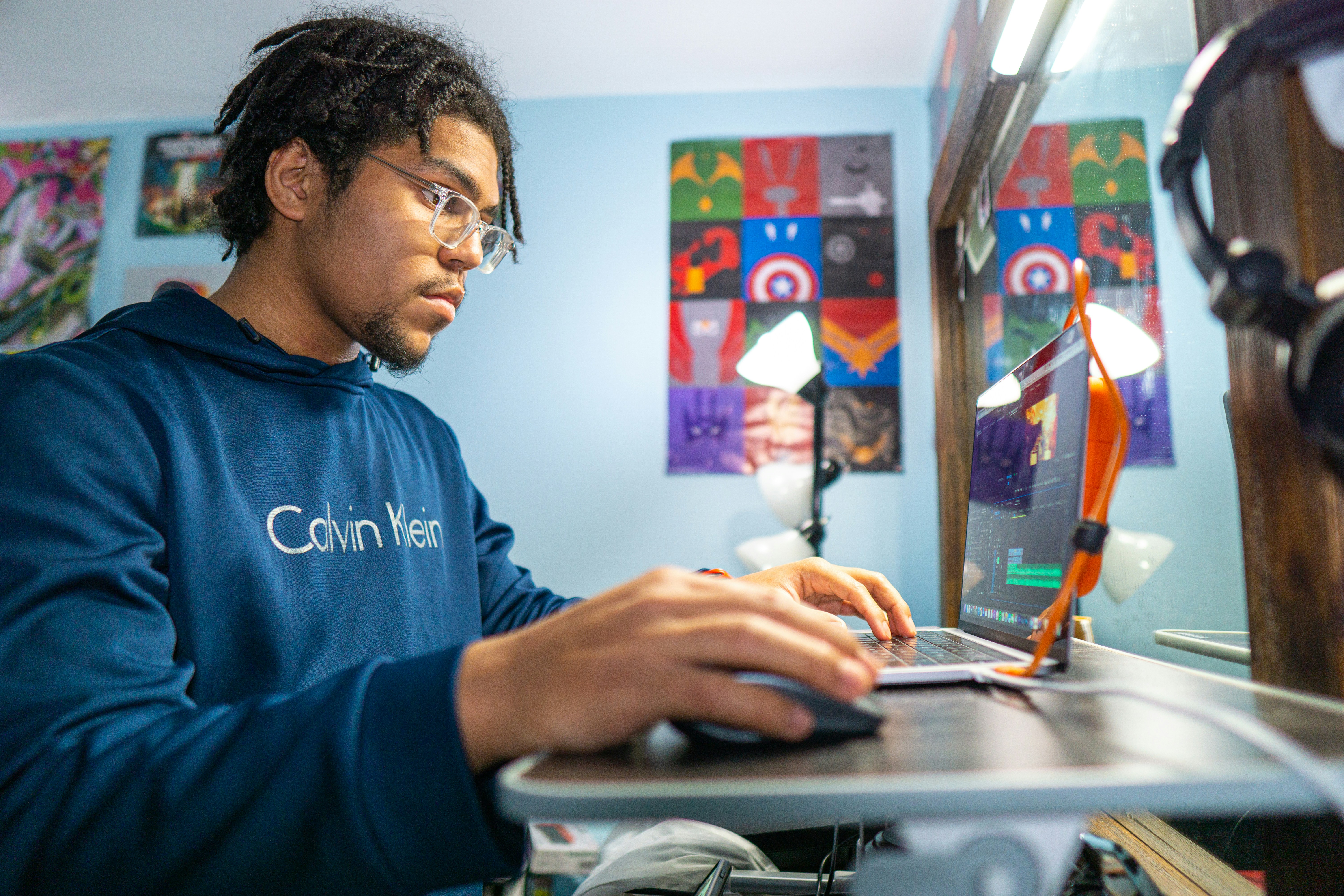 Student in a mentorship session